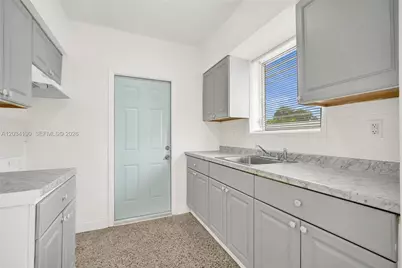 710 82nd St #1, Miami Beach, FL 33141 - Photo 3