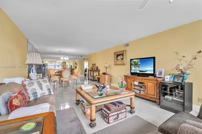 10400 NW 30th Ct #305, Sunrise, FL 33322 - Photo 15