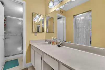 10400 NW 30th Ct #305, Sunrise, FL 33322 - Photo 17