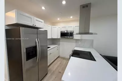 500 Layne Blvd #19, Hallandale Beach, FL 33009 - Photo 3