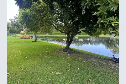 16328 NW 11th St, Pembroke Pines, FL 33028 - Photo 9