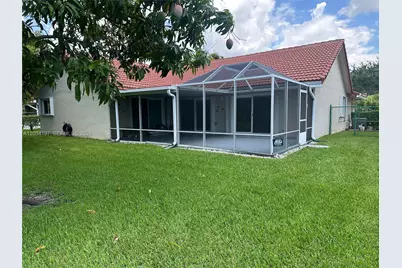 16328 NW 11th St, Pembroke Pines, FL 33028 - Photo 5
