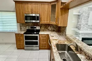 16328 NW 11th St, Pembroke Pines, FL 33028 - Photo 19