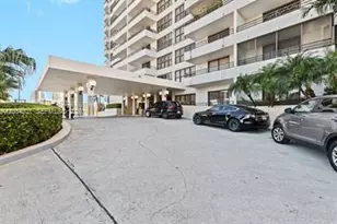 2500 Parkview Dr, Hallandale Beach, FL 33009 - Photo 23