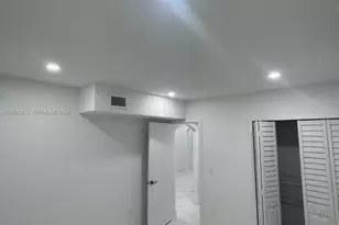 2103 SW 60th Ave, Miami, FL 33155 - Photo 13