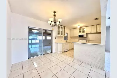 7711 Juniper St, Miramar, FL 33023 - Photo 7