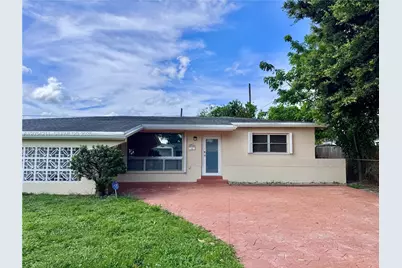 7711 Juniper St, Miramar, FL 33023 - Photo 1