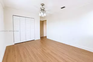 19001 NW 79th Ct, Hialeah, FL 33015 - Photo 13