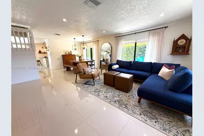 19001 NW 79th Ct, Hialeah, FL 33015 - Photo 3