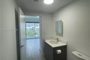 321 NE 26th St, Miami, FL 33137 - Photo 13
