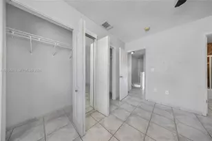 515 W 68th St, Hialeah, FL 33014 - Photo 21