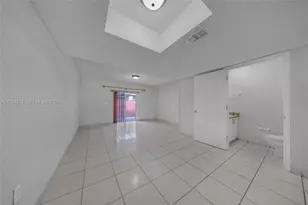 515 W 68th St, Hialeah, FL 33014 - Photo 11
