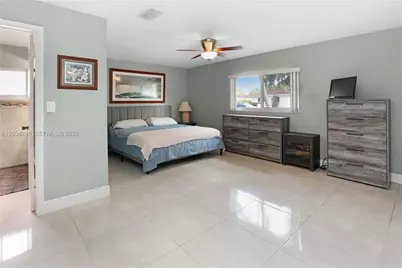 1324 Washington St, Hollywood, FL 33019 - Photo 15