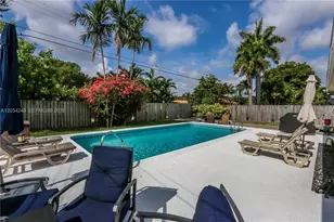 1324 Washington St, Hollywood, FL 33019 - Photo 1