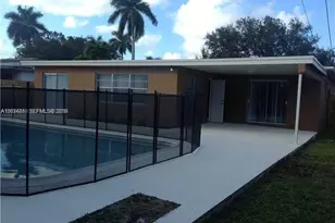 1324 Washington St, Hollywood, FL 33019 - Photo 9