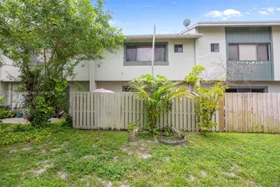 7661 NW 38th Ct, Sunrise, FL 33351 - Photo 33