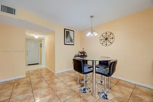 7661 NW 38th Ct, Sunrise, FL 33351 - Photo 5