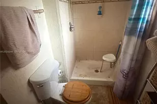 16980 SW 104th Ave, Miami, FL 33157 - Photo 13