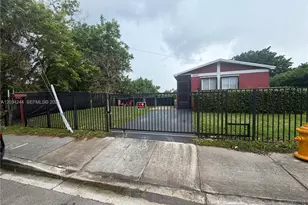 16980 SW 104th Ave, Miami, FL 33157 - Photo 1