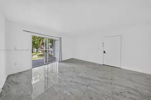 8540 SW 212th St, Cutler Bay, FL 33189 - Photo 7