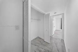 8540 SW 212th St, Cutler Bay, FL 33189 - Photo 15