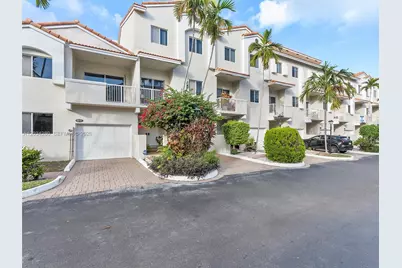 21399 Marina Cove Cir #M12, Aventura, FL 33180 - Photo 1