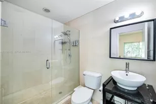 1300 Pennsylvania Ave, Miami Beach, FL 33139 - Photo 11