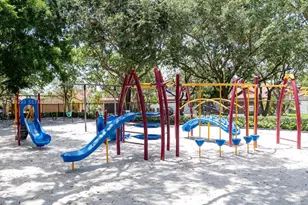 1611 Veracruz Ln, Weston, FL 33327 - Photo 25