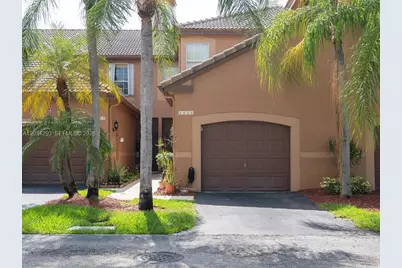 1611 Veracruz Ln #5-17, Weston, FL 33327 - Photo 1