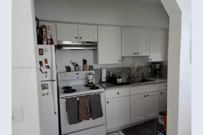 364 SW 11th St, Miami, FL 33130 - Photo 43