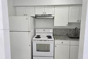 364 SW 11th St, Miami, FL 33130 - Photo 27