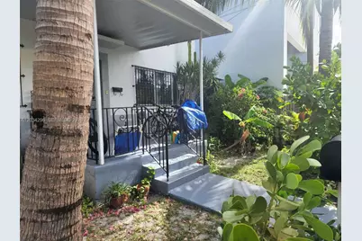 364 SW 11th St, Miami, FL 33130 - Photo 35