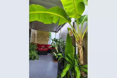 364 SW 11th St, Miami, FL 33130 - Photo 59