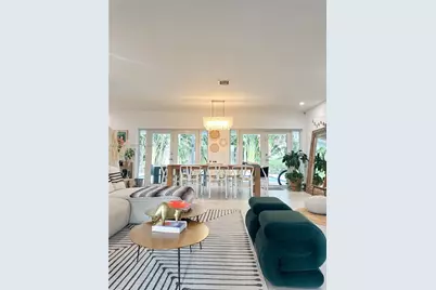 20931 NE 24th Ave, Miami, FL 33180 - Photo 17