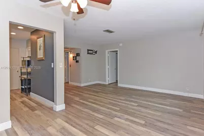 298 SW 6th St #103, Boca Raton, FL 33432 - Photo 19