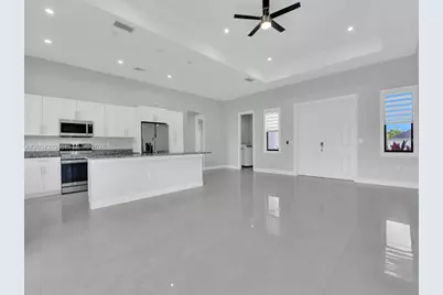 4210 58th Ave NE, Naples, FL 34120 - Photo 5