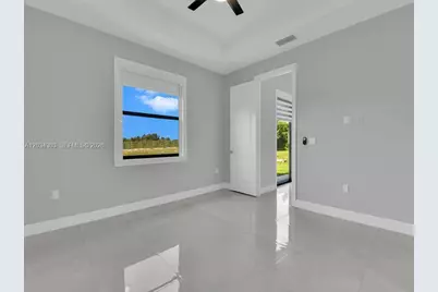 4210 58th Ave NE, Naples, FL 34120 - Photo 9