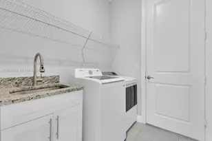 4210 58th Ave NE, Naples, FL 34120 - Photo 19