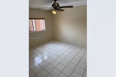 7800 W 29th Way #202, Hialeah, FL 33018 - Photo 11