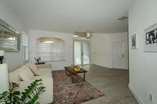 8526 NW 110 Pl, Doral, FL 33178 - Photo 3
