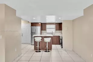 210 NW 87th Ave, Miami, FL 33172 - Photo 15
