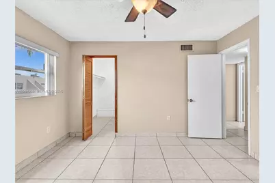 210 NW 87th Ave #L206, Miami, FL 33172 - Photo 35