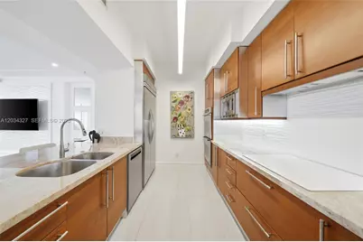 715 Bayshore Dr #705, Fort Lauderdale, FL 33304 - Photo 13