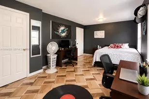 2160 NW 98th St, Miami, FL 33147 - Photo 13