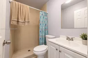 2160 NW 98th St, Miami, FL 33147 - Photo 17