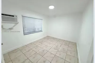550 SW 10th St #6, Miami, FL 33130 - Photo 7
