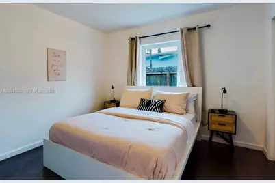 1754 SW 28th Ter #0, Fort Lauderdale, FL 33312 - Photo 11