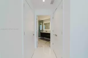 851 NE 1st Ave, Miami, FL 33132 - Photo 17