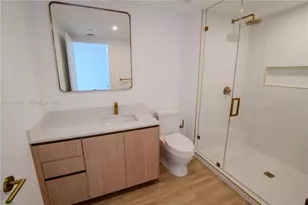 90 NE 32nd St, Miami, FL 33137 - Photo 9