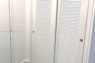 501 NE 14th Ave, Hallandale Beach, FL 33009 - Photo 3